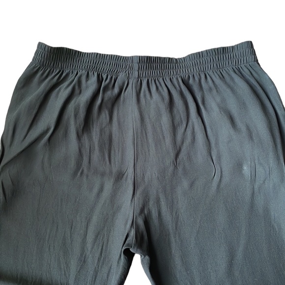 FOREVER NEW Sz10 black slacks with elastic waistband - Picture 5 of 10